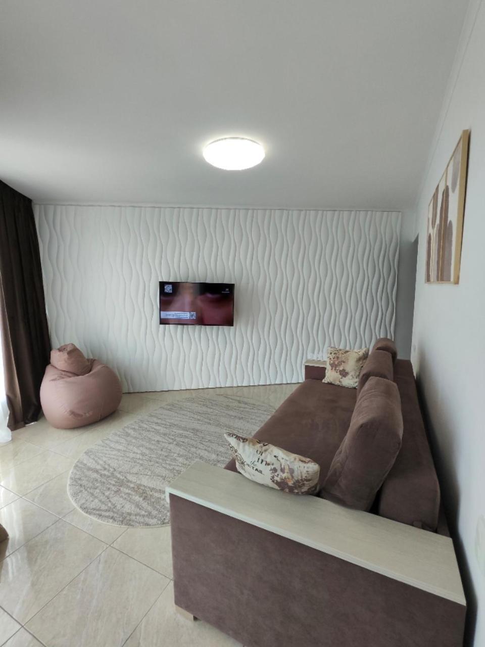 Zlata De Luxe Apartment Ivano-Frankivsk Luaran gambar